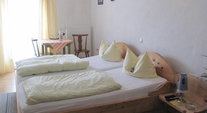 Hotel Negele Hohenfurch الغرفة الصورة