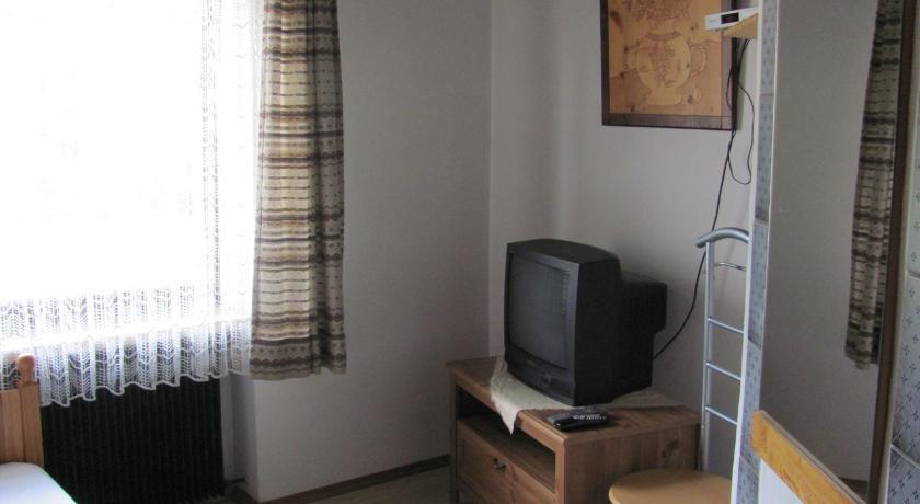 Hotel Negele Hohenfurch الغرفة الصورة